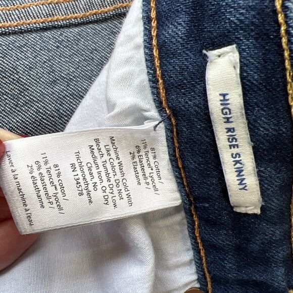 Vineyard Vines Dark Blue Skinny Jeans - Picture 5 of 13